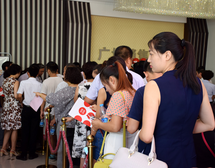 喜報(bào)！捷報(bào)！一經(jīng)推出即成隴南商業(yè)傳奇！