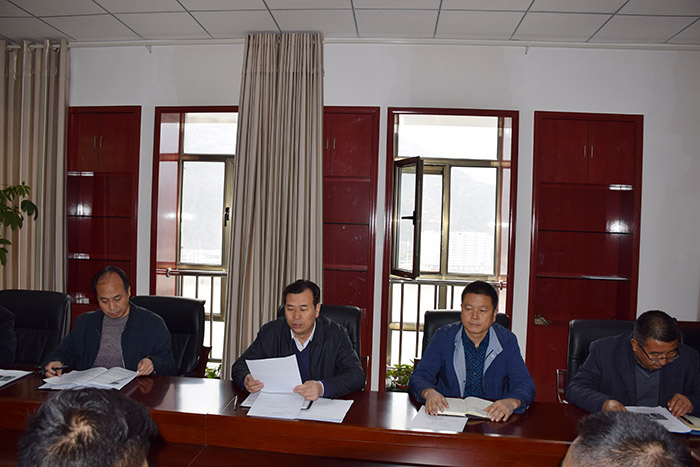 市龍江公司召開全體員工大會，專題傳達學習上級會議精神