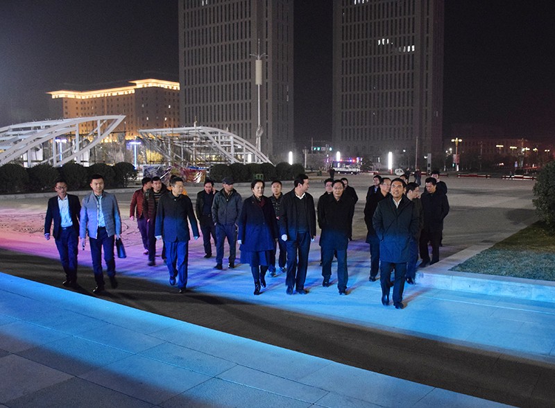 省委副書記歐陽堅(jiān)一行視察隴南站階州廣場