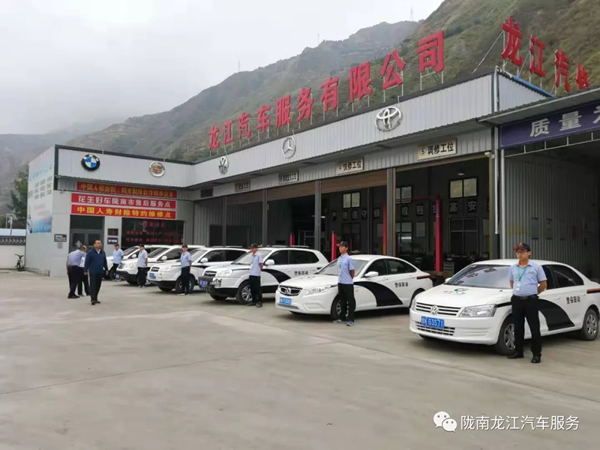 金錘鈑金，銀槍噴漆！龍江汽修值得信賴！