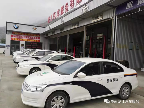 金錘鈑金，銀槍噴漆！龍江汽修值得信賴！